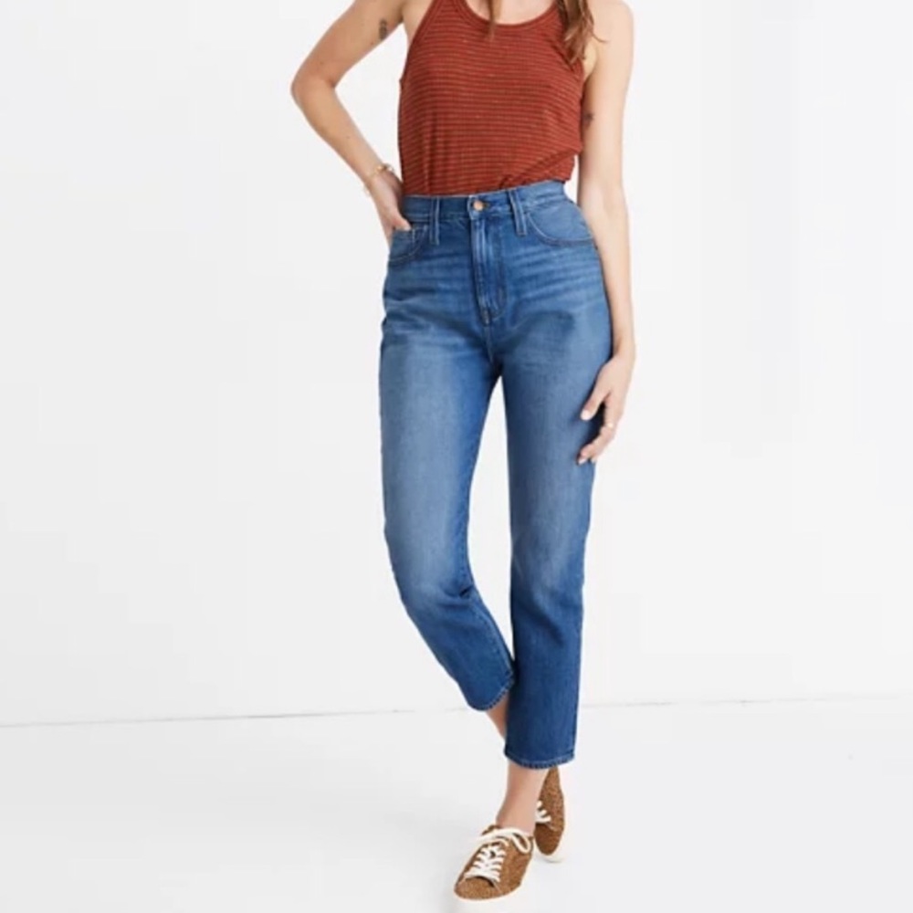⭐️Madewell Mom Crop Jean size 30⭐️